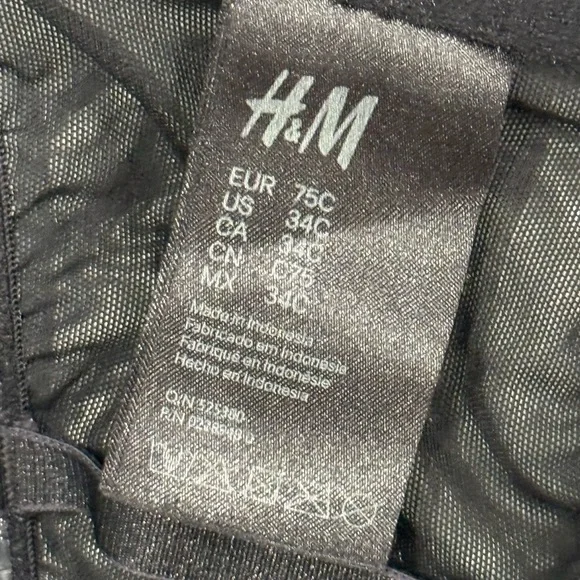 H&M Black and Silver Sequin Bra - Picture 5 of 6